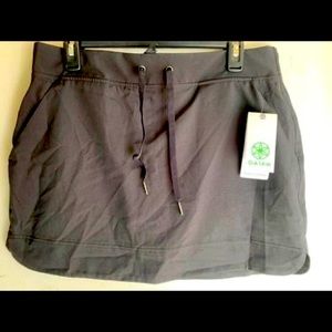 Gaiam NWT Skort